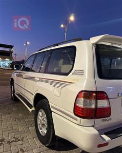 تويوتا لاندكروزر